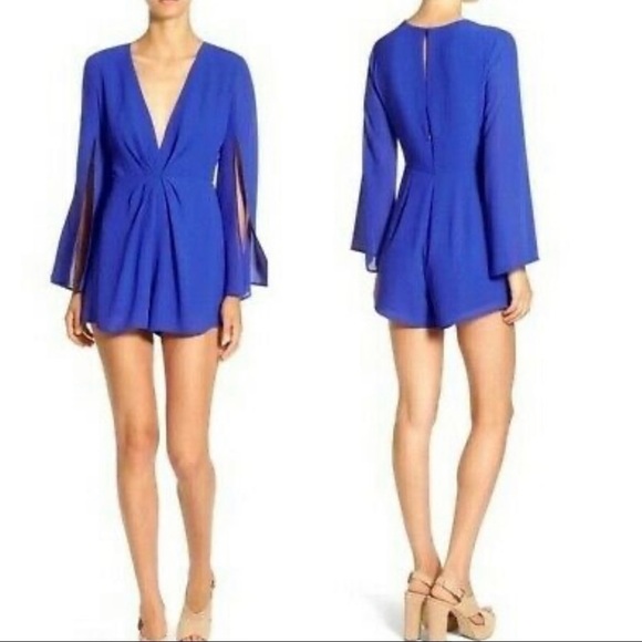 ASTR THE LABEL Women’s Bright Blue Bell Sleeve Twist Front Romper - Picture 1 of 9